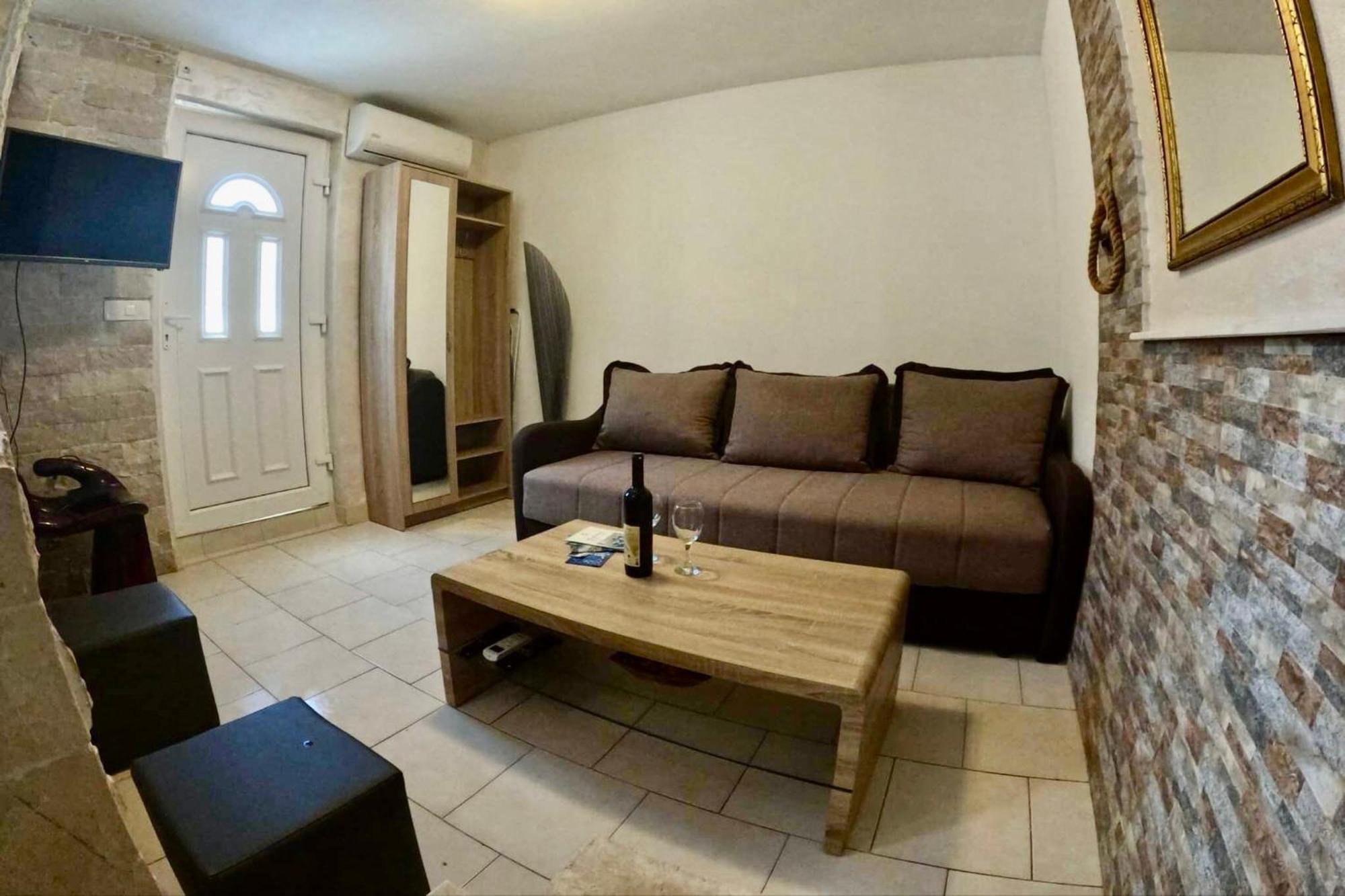 Apartments Obradovic Krasići エクステリア 写真