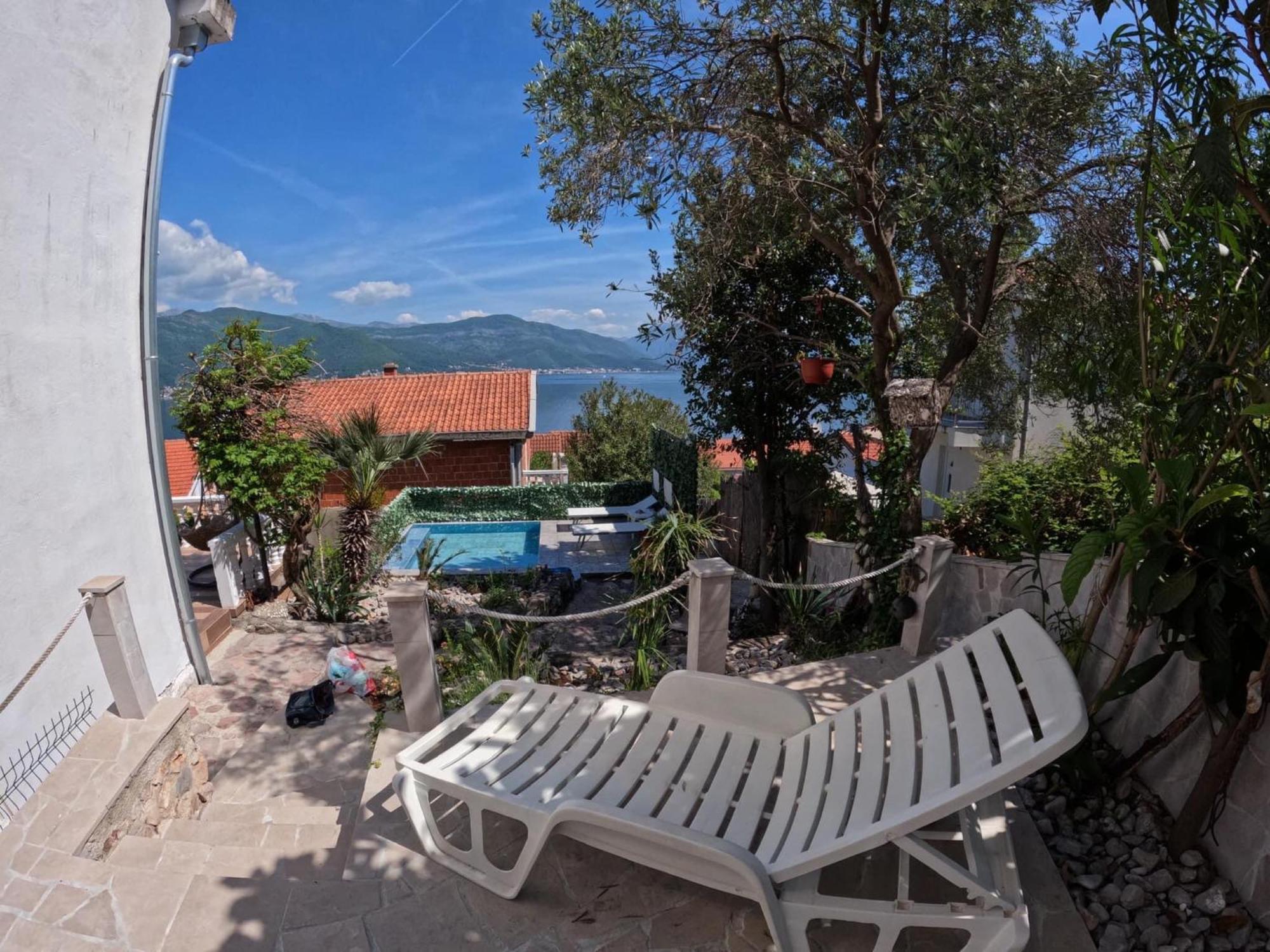 Apartments Obradovic Krasići エクステリア 写真