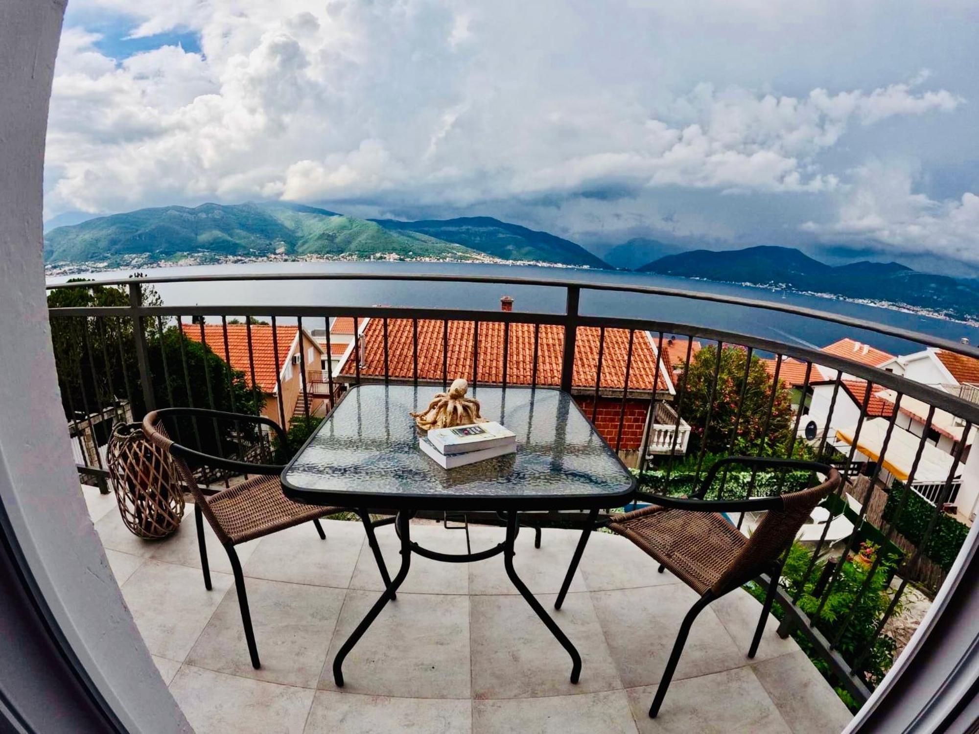 Apartments Obradovic Krasići エクステリア 写真
